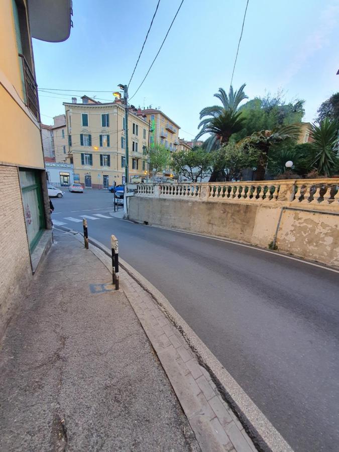 Villa Arcobaleno Rondo Garibaldi Sanremo Exterior photo